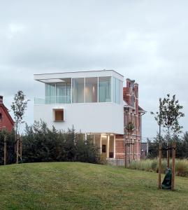 Aimé aan zee beachhouse 5P - private garden & 2 FREE parkingspots