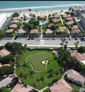 Royal Flamingo Villas