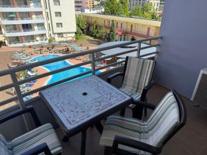 Central Plaza Apartment