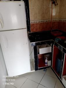 complexe MIXTA SAFIA BLOCK 7 ETG 2 APRT 40 MARTIL