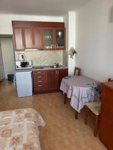 Central Plaza Apartment