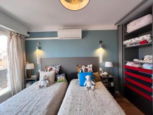 Beautiful renovated luxury apartment terrace parking