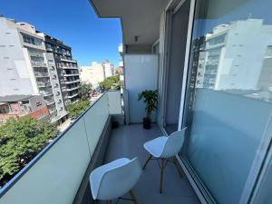 Infinite pool, Sauna and Wine at Palermo Hollywood