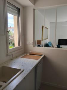 Appartements T2 loggia et piscine : photos des chambres