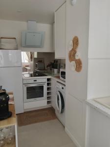 Appartements T2 loggia et piscine : photos des chambres