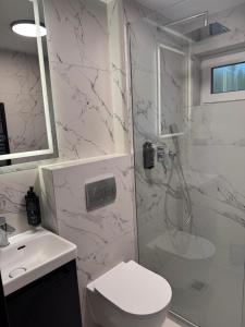 Turawa Lake Apartments