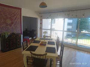Appartements Grand appartement lumineux : photos des chambres