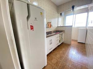 Apto Tupi a 50m do mar – ótima localização