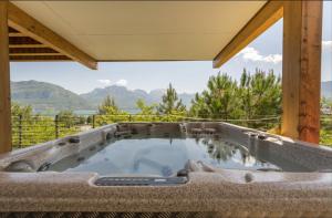 NEW! Villa lor bleu -DUPLEX & MAINFLOOR- by Les éclectiques