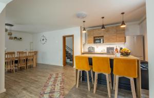 Awesome Home In Novo Zvecevo With Sauna