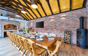 Cozy Home In Dugo Selo With Sauna