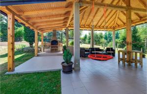 2 Bedroom Lovely Home In Duga Resa