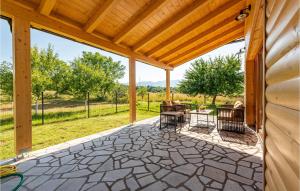 Awesome Home In Licko Cerje With Wifi