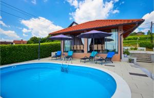 Beautiful Home In Popovaca With Kitchen