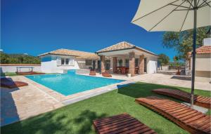 Cozy Home In Radosinovci With Kitchen