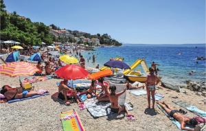 Amazing Apartment In Podgora