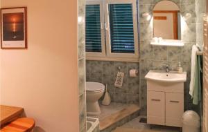 Amazing Apartment In Podgora