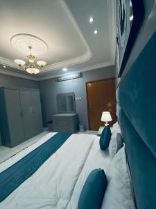 شقق مفروشة بأثاث هادي ومريح - ضيافة خاصة - تقع في الدور الأول