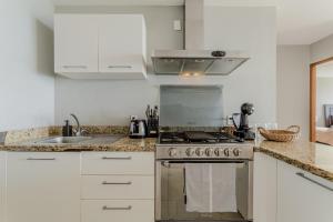 Palmera 3BDR Beachfront by Casa Paraiso