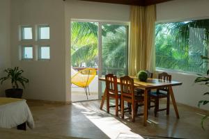 Departamentos y cabañas a pie de playa -Baraka Beach Club