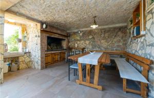 Amazing Home In Zaton Obrovacki