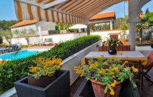 Amazing Apartment In Zadar 