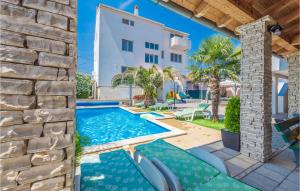 Cozy Apartment In Sukosan