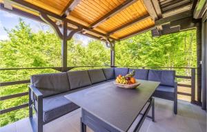 Beautiful Home In Gornje Stative