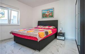 Stunning Apartment In Rogoznica