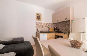 Nice Apartment In Bibinje With Wifi