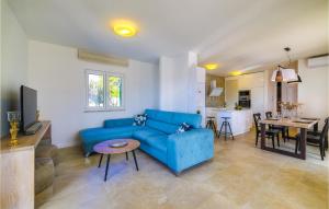 Stunning Home In Primosten With Wifi 