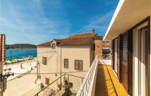 Three-Bedroom Holiday Home In Rogoznica