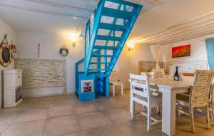 Gorgeous Home In Premantura With Sauna 