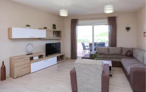 Awesome Home In Vrsi With Wifi