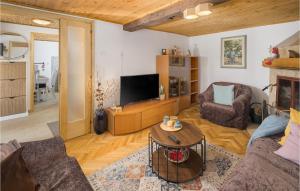 2 Bedroom Stunning Home In Brest 