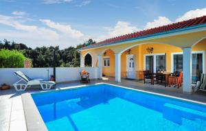 Beautiful Home In Zadar