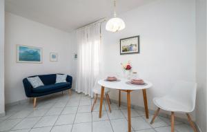 1 Bedroom Awesome Apartment In Rabac 