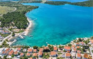 Awesome Home In Zaboric