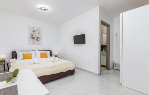 Stunning Apartment In Pula With Wifi