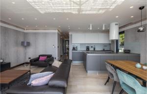 Stunning Apartment In Crikvenica 