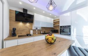 3 Bedroom Awesome Apartment In Kavran