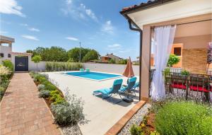 Stunning Home In Pula 