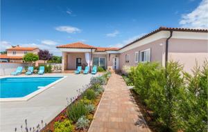 Stunning Home In Pula