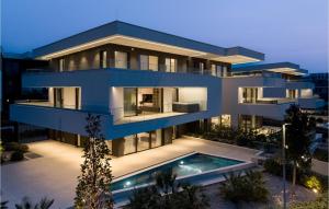 Nice Apartment In Malinska With Kitchen