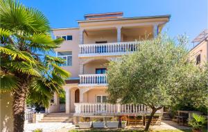 1 Bedroom Amazing Apartment In Malinska