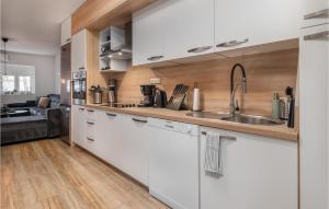 4 Bedroom Lovely Home In Bribir