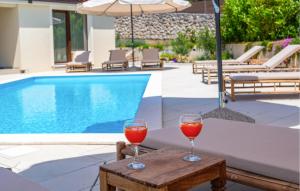 Awesome Home In Bajcici With Wifi