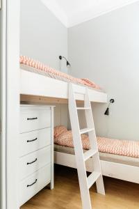Wind Queen Apartment with Air Condition