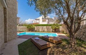 Lovely Home In Kolanjski Gajac With Wifi