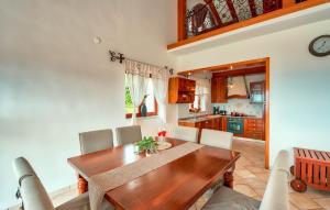 Awesome Home In Icici With Wifi